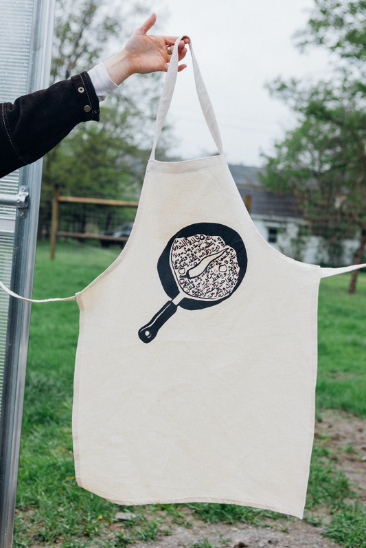 Filfil Apron